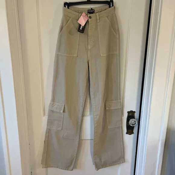 PrettyLittleThing Cream Cargo Pants - Picture 1 of 9